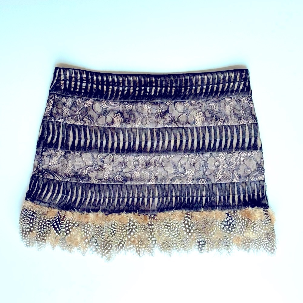 Stunning crochet & feather Bebe skirt. New, gold lining, figure-hugging fit.